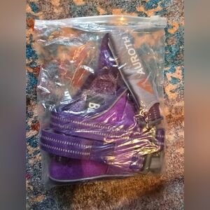 NWT Auroth Dog Harness S Purple w/ 2 "Best Friend" Patches